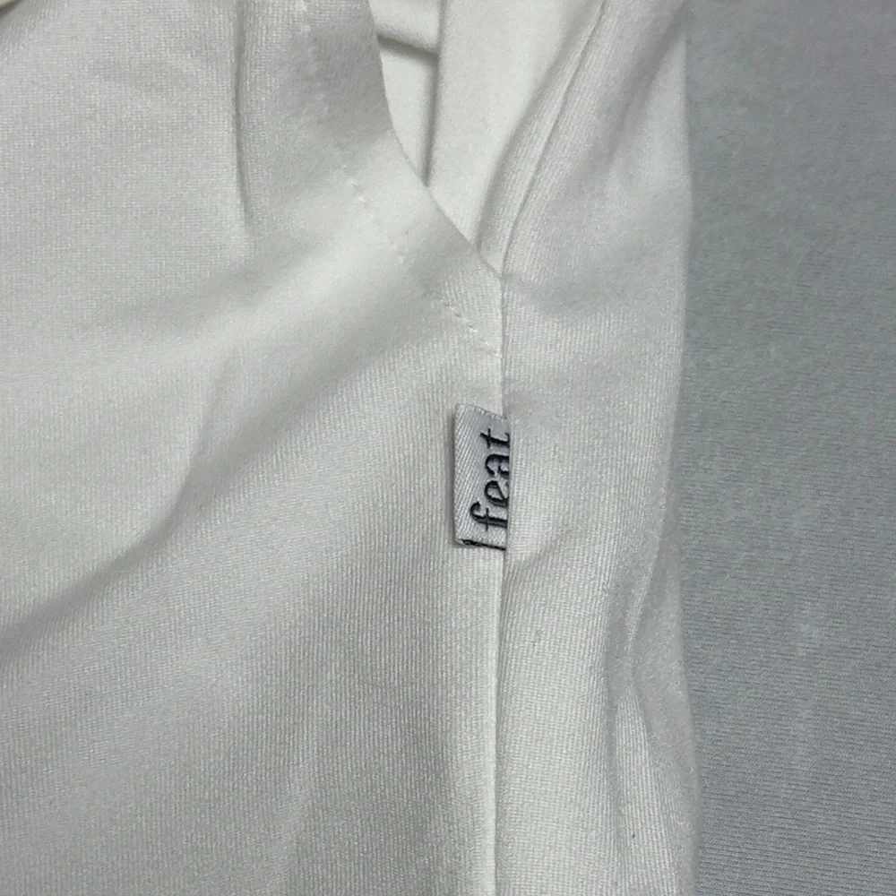 Feat Clothing Men’s Roam Performance Shorts in White  Size Large